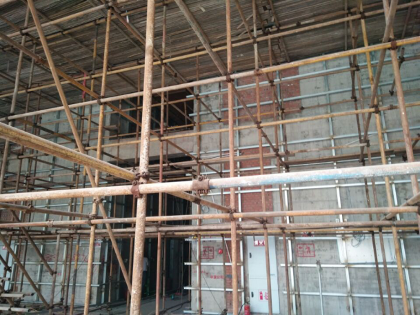 朗天通訊，室內(nèi)裝修工程，墻面處理